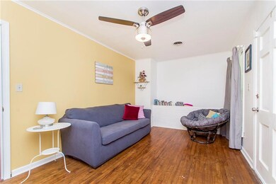 Keeping room also has ceiling new ceiling fan and