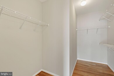 25818 Kirkwood Square, Chantilly, VA 20152 - photo 6