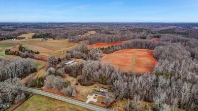 1811 NC Highway 87 Reidsville-large-007-
