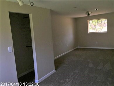 2723 Glenbriar St, Columbus, OH 43232 - photo 3