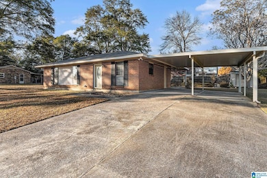 108 Morris Ave, Clanton, AL 35045 - photo 3