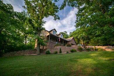 1940 N Tanglewood Lane_59