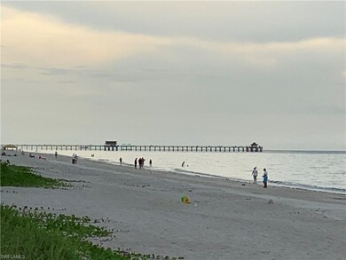 Naples Pier....