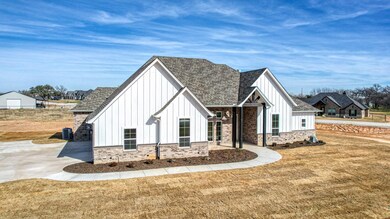 366 Wayward Spur, Springtown, TX 76088 - photo 6