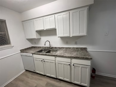 916 Tulip Trail, Mesquite, TX 75149 - photo 2