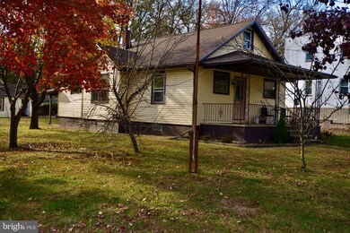 40 S Barrett Ave, Audubon, NJ 08106 - photo 2