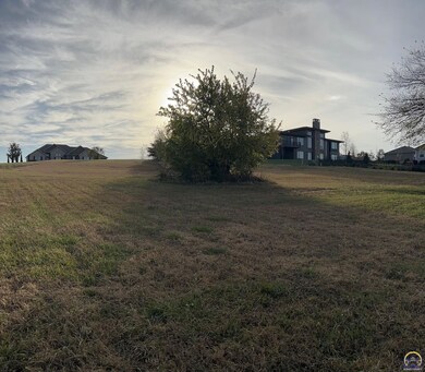 6915 SW 43rd Terrace, Topeka, KS 66610 - photo 5