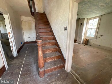 100 Railroad Ave, Edinburg, VA 22824 - photo 5