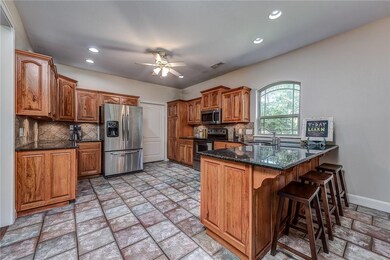  
4 Willow Bank Cir Bentonville, AR 72712