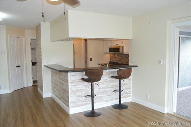 68 Branch Rd unit 314, Lake Ozark, MO 65049 - photo 3