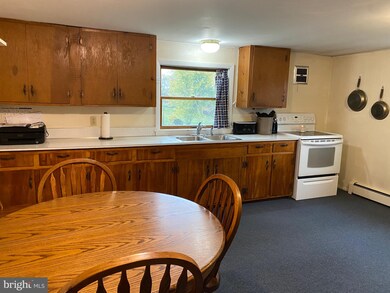 11235 Winchester Grade Rd, Berkeley Springs, WV 25411 - photo 7