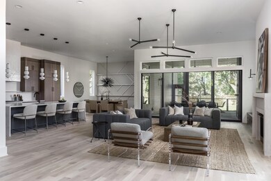 2020 Castleman Dr, Nashville, TN 37215 - photo 7