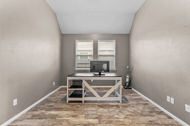 5157 Echo Falls Dr, Alvin, TX 77511 - photo 7