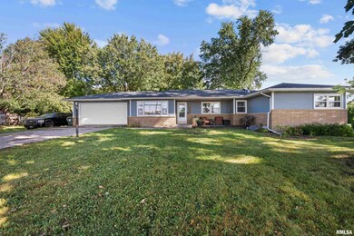 1412 W 53rd St, Davenport, IA 52806 - photo 2