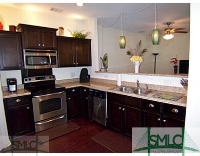 Kitchen. Over cabinet lighting