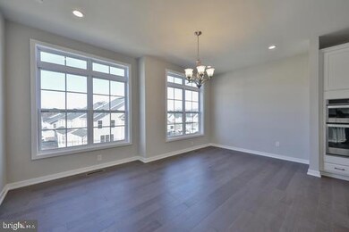 2040 Julia Dr, Lafayette Hill, PA 19444 - photo 3