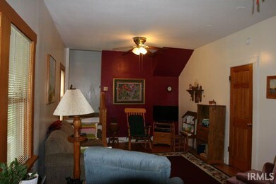 304 W Cleveland Ave, Elkhart, IN 46516 - photo 3