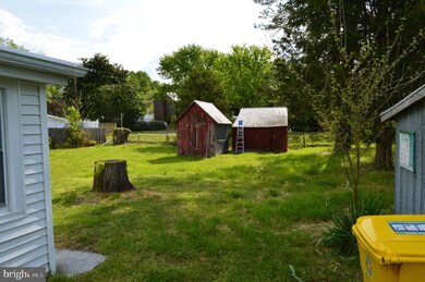 6803 Walke Rd, Friendship, MD 20758 - photo 4