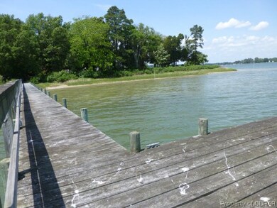 Pier & Dock