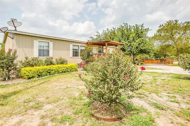 201 Comanche Trail, Weatherford, TX 76087 - photo 4