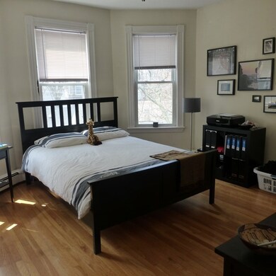 80 Kinnaird St unit 3, Cambridge, MA 02139 - photo 3