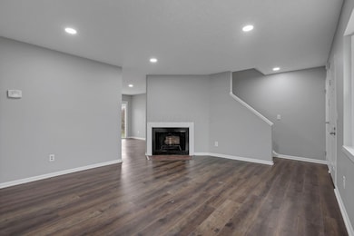 1637 Park Row Dr unit F, Columbus, OH 43235 - photo 5