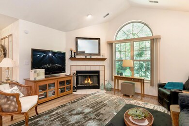 211 Cameron Ridge-14