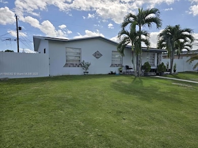 12530 SW 185th St, Miami, FL 33177 - photo 3