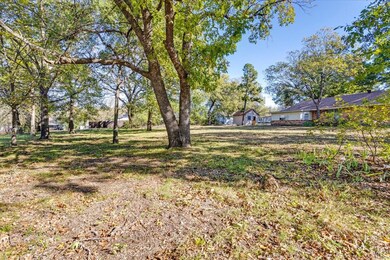 603 W Star St, Denison, TX 75020 - photo 4