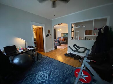 2117 W Ainslie St unit 1, Chicago, IL 60625 - photo 3