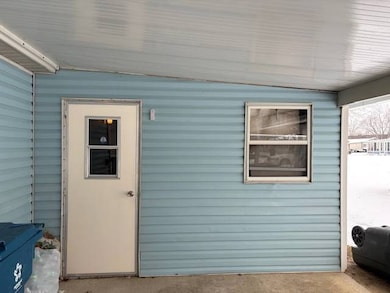 595 Mallard St, Rochester Hills, MI 48309 - photo 5