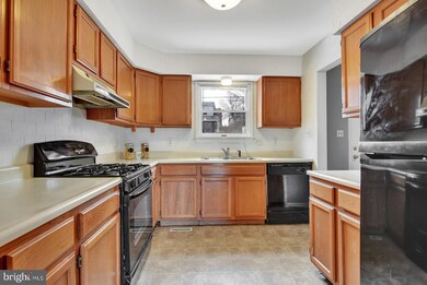 176 Wyoming Ave, Enola, PA 17025 - photo 3