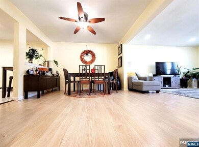 189 Sunshine Dr unit 189, Piscataway, NJ 08854 - photo 4