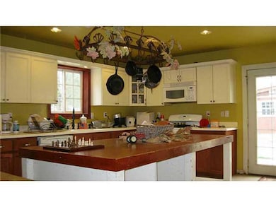 225 Smith Rd, El Paso, TX 79907 - photo 6