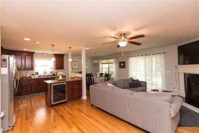 6 Nicole Cir, Smithfield, RI 02917 - photo 5
