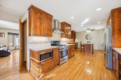 10601 Juniper St NW, Coon Rapids, MN 55448 - photo 6