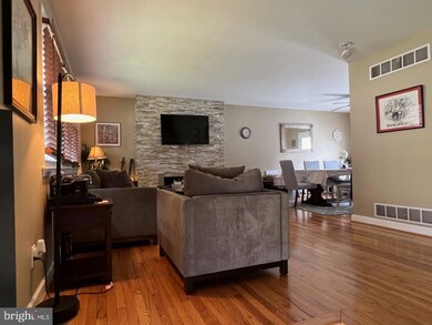 16 Alcott Dr, Wilmington, DE 19808 - photo 5