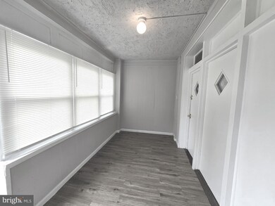 259 W Ruscomb St unit 1, Philadelphia, PA 19120 - photo 4