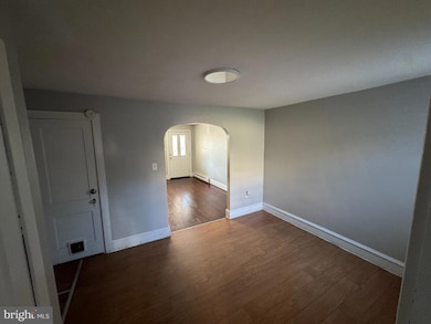 259 N 13th St, Reading, PA 19604 - photo 5
