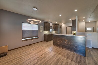 814 Duesenberg Ct, Cody, WY 82414 - photo 5