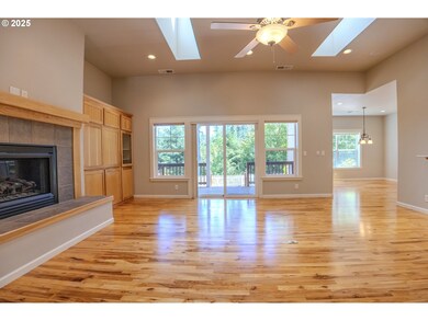5500 Meadow Lake Way, Florence, OR 97439 - photo 4