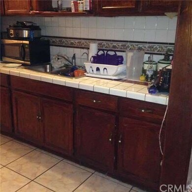 728 W 137th St, Compton, CA 90222 - photo 4