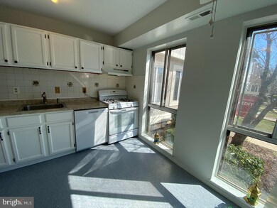 14421 Gunstock Ct, Silver Spring, MD 20906 - photo 7