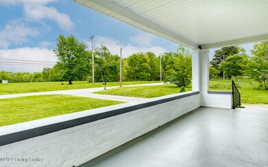 5602 E Manslick Rd, Louisville, KY 40219 - photo 3