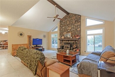 730 E Parks St, Prairie Grove, AR 72753 - photo 4