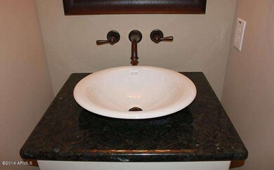 Homesite 28 Powder Room