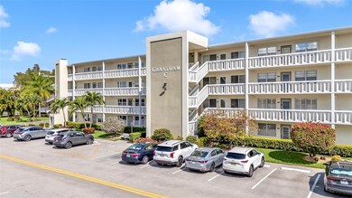250 Grantham C unit 250, Deerfield Beach, FL 33442 - photo 3