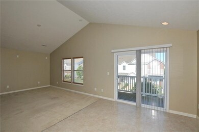 12235 Bubbling Brook Dr unit 100, Fishers, IN 46038 - photo 4