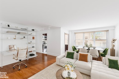 Riverview East unit 4J, New York, NY 10016 - photo 2