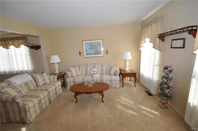 6955 Hearth Ln, Macungie, PA 18062 - photo 5